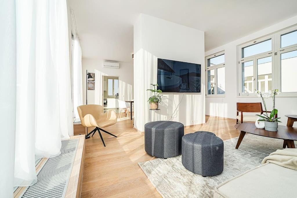 High-class Rooftop Apt. With Spacious Terrace Lejlighed