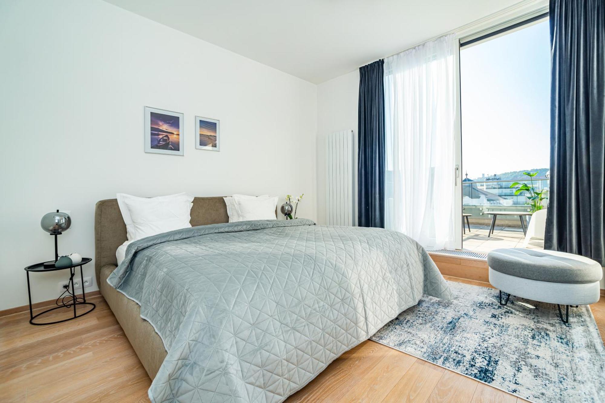 High-class Rooftop Apt. With Spacious Terrace Lejlighed *