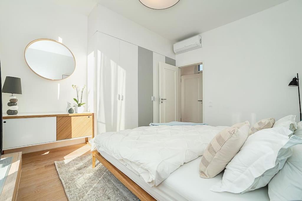 Lejlighed High-class Rooftop Apt. With Spacious Terrace Prag